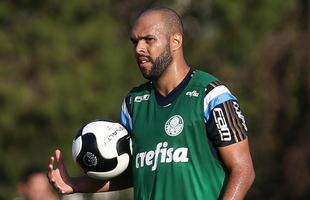 O atacante Alecsandro teve uma passagem sem muito destaque pelo Sport, no incio da carreira dela, em 2014; hoje est no Palmeiras