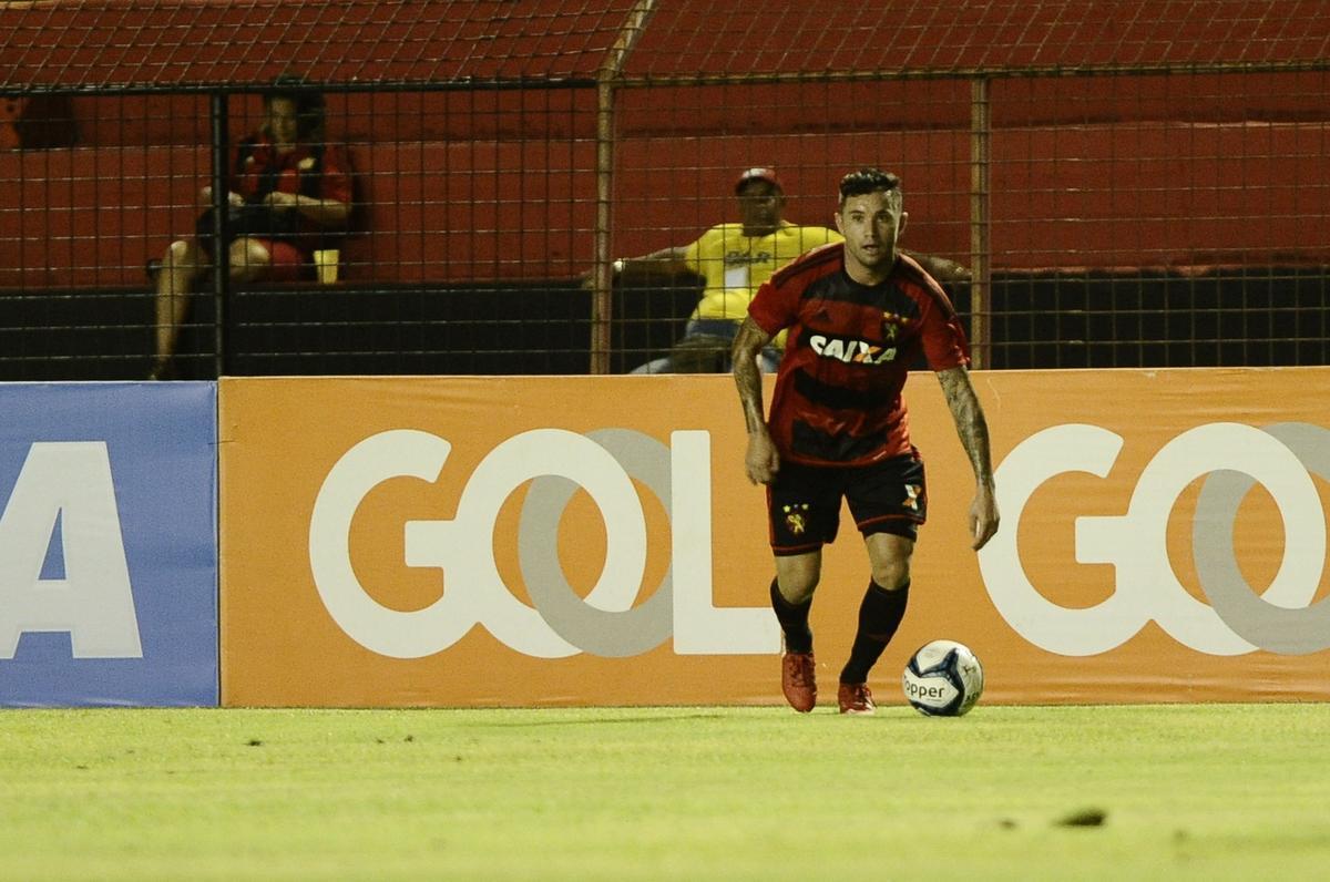 Com a vitria sobre a Juazeirense por 5 a 0 na Ilha do Retiro, o Sport garantiu a classificao antecipada para as quartas de final da Copa do Nordeste