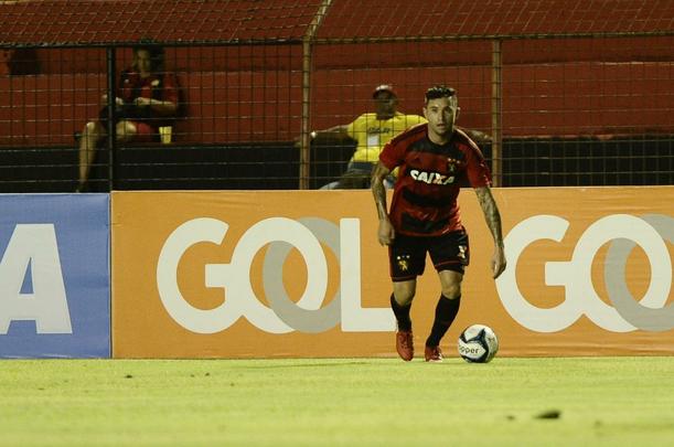 Com a vitria sobre a Juazeirense por 5 a 0 na Ilha do Retiro, o Sport garantiu a classificao antecipada para as quartas de final da Copa do Nordeste