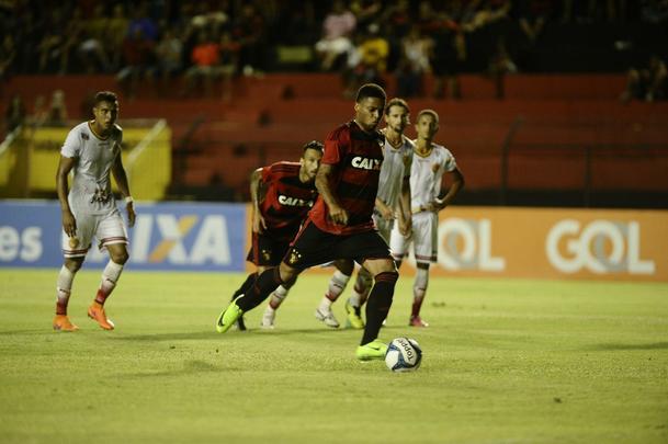 Com a vitria sobre a Juazeirense por 5 a 0 na Ilha do Retiro, o Sport garantiu a classificao antecipada para as quartas de final da Copa do Nordeste
