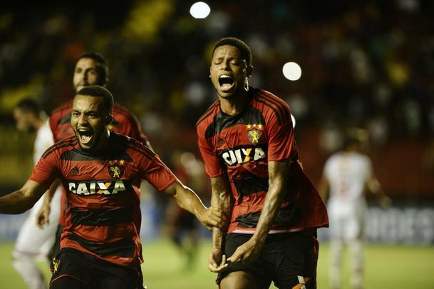 Com a vitria sobre a Juazeirense por 5 a 0 na Ilha do Retiro, o Sport garantiu a classificao antecipada para as quartas de final da Copa do Nordeste
