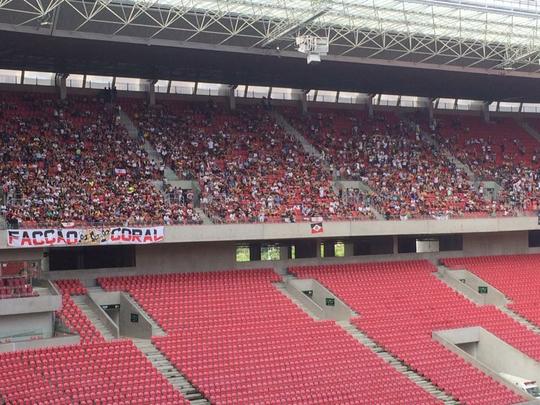 Torcidas do Náutico e do Santa Cruz se mostraram bastante confiantes no resultado positivo antes do apito inicial da partida