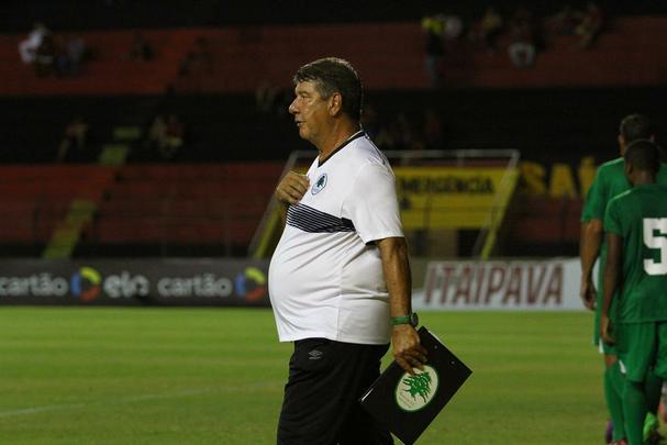 Aps construir a boa vantagem de 3 a 0 no primeiro jogo, Leo voltou a vencer em casa, com gol de Diego Souza e sua partida de despedida antes de se apresentar  seleo brasileira para os jogos contra Uruguai e Paraguai.