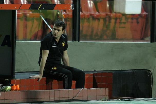 Aps construir a boa vantagem de 3 a 0 no primeiro jogo, Leo voltou a vencer em casa, com gol de Diego Souza e sua partida de despedida antes de se apresentar  seleo brasileira para os jogos contra Uruguai e Paraguai.