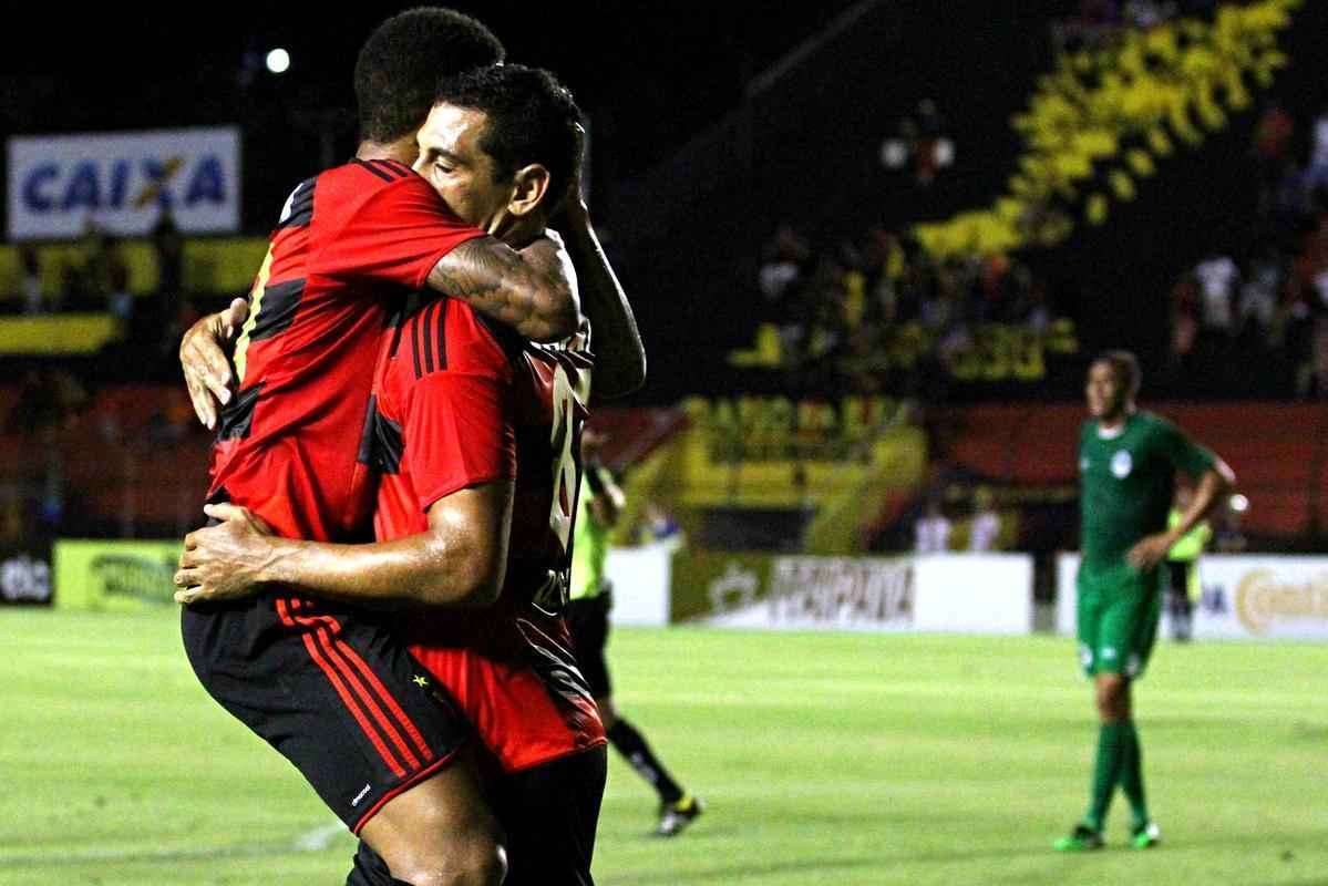 Aps construir a boa vantagem de 3 a 0 no primeiro jogo, Leo voltou a vencer em casa, com gol de Diego Souza e sua partida de despedida antes de se apresentar  seleo brasileira para os jogos contra Uruguai e Paraguai.