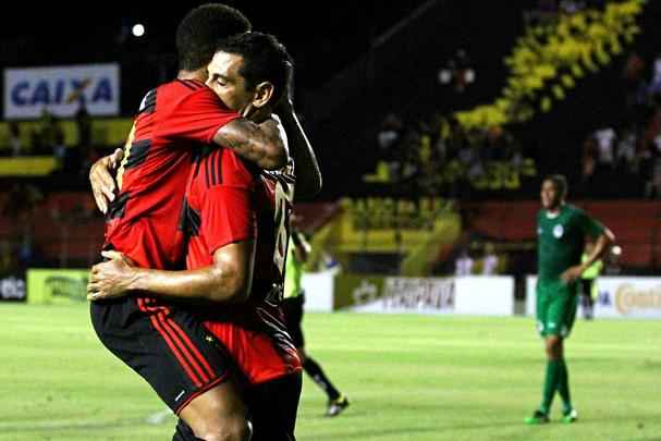 Aps construir a boa vantagem de 3 a 0 no primeiro jogo, Leo voltou a vencer em casa, com gol de Diego Souza e sua partida de despedida antes de se apresentar  seleo brasileira para os jogos contra Uruguai e Paraguai.