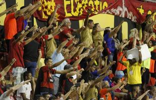 Na pen�ltima rodada do hexagonal do t�tulo no Pernambucano, Le�o escalou a equipe sub-20 para a partida, enquanto o Salgueiro, j� garantido como l�der da fase, entrou em campo com o time principal. Jo�o Victor marcou o primeiro gol contra, para o Salgueiro. �ndio e F�bio viraram o placar para o Le�o, mas �lvaro empatou o jogo novamente.