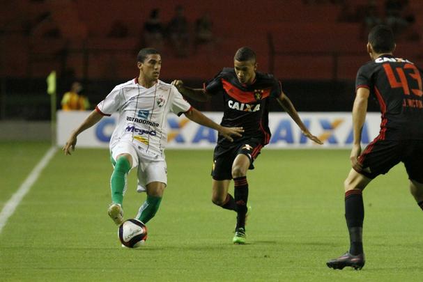 Na penltima rodada do hexagonal do ttulo no Pernambucano, Leo escalou a equipe sub-20 para a partida, enquanto o Salgueiro, j garantido como lder da fase, entrou em campo com o time principal. Joo Victor marcou o primeiro gol contra, para o Salgueiro. ndio e Fbio viraram o placar para o Leo, mas lvaro empatou o jogo novamente.