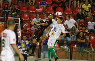 Na pen�ltima rodada do hexagonal do t�tulo no Pernambucano, Le�o escalou a equipe sub-20 para a partida, enquanto o Salgueiro, j� garantido como l�der da fase, entrou em campo com o time principal. Jo�o Victor marcou o primeiro gol contra, para o Salgueiro. �ndio e F�bio viraram o placar para o Le�o, mas �lvaro empatou o jogo novamente.