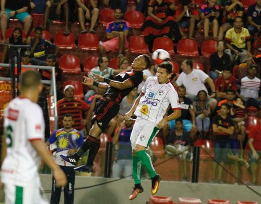 Na penltima rodada do hexagonal do ttulo no Pernambucano, Leo escalou a equipe sub-20 para a partida, enquanto o Salgueiro, j garantido como lder da fase, entrou em campo com o time principal. Joo Victor marcou o primeiro gol contra, para o Salgueiro. ndio e Fbio viraram o placar para o Leo, mas lvaro empatou o jogo novamente.