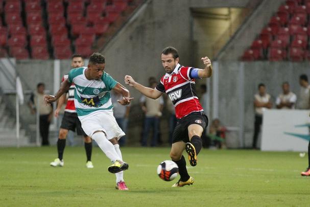 Em jogo sem grande presena de pblico, o j eliminado Belo Jardim recebeu o Santa Cruz na Arena de Pernambuco pela penltima rodada do Campeonato Pernambucano