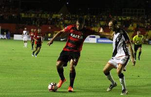 Com gols de Rithely e Diego Souza, Rubro-negro encerrou o primeiro tempo em vantagem no placar: 2 a 0.