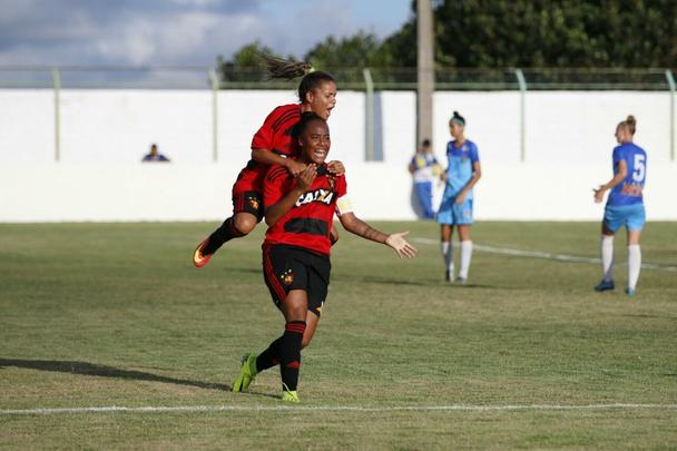 Em confronto vlido pela stima rodada do Campeonato Brasileiro Feminino 2017, as rubro-negras venceram as tabocas por 3 a 1 no Estdiio Barboso, em Ch Grande