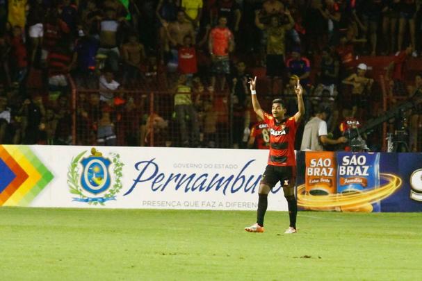 Rubro-negros e alvirrubros deixam deciso da semifinal para a Arena de Pernambuco aps placar mnimo