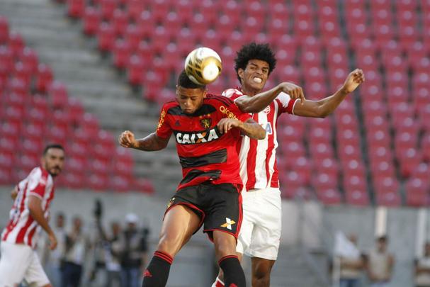 Jogo foi marcado pelo equilbrio, principalmente, no primeiro tempo. Nutico abriu o placar, com Giovanni, mas logo em seguida o Sport chegou ao empate, com o zagueiro Matheus Ferraz