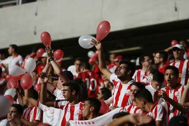 Jogo foi marcado pelo equilbrio, principalmente, no primeiro tempo. Nutico abriu o placar, com Giovanni, mas logo em seguida o Sport chegou ao empate, com o zagueiro Matheus Ferraz
