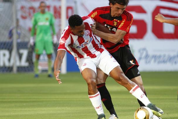 Jogo foi marcado pelo equilbrio, principalmente, no primeiro tempo. Nutico abriu o placar, com Giovanni, mas logo em seguida o Sport chegou ao empate, com o zagueiro Matheus Ferraz