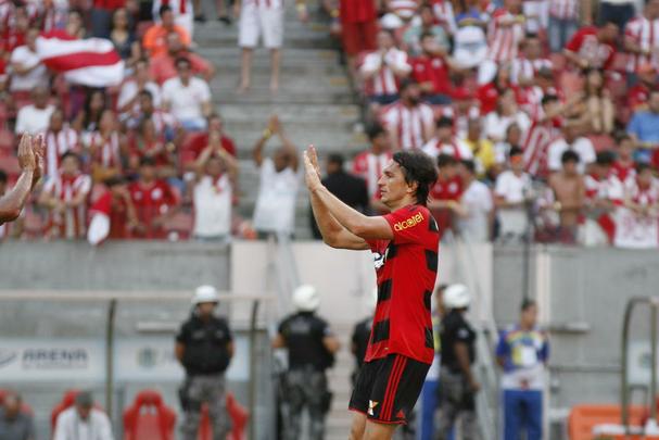 Jogo foi marcado pelo equilbrio, principalmente, no primeiro tempo. Nutico abriu o placar, com Giovanni, mas logo em seguida o Sport chegou ao empate, com o zagueiro Matheus Ferraz