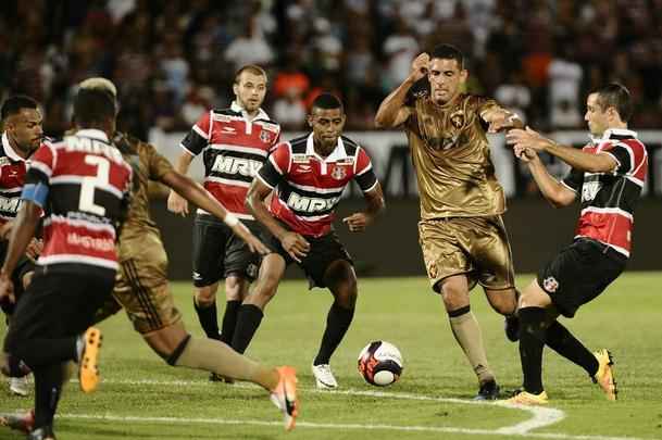 03/05 - Quatro dias depois, o Sport vai ao Arruda para enfrentar o Santa Cruz em confronto que decidir qual dos pernambucanos avanar  final da Copa do Nordeste. 