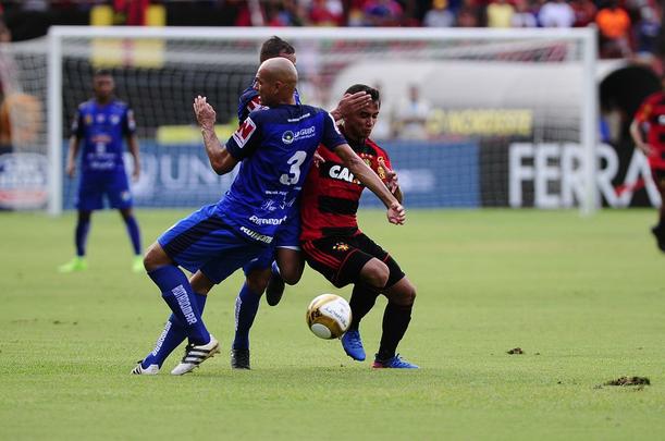 Com a Ilha do Retiro cheia, Sport e Salgueiro fazem primeiro confronto da final do Pernambucano