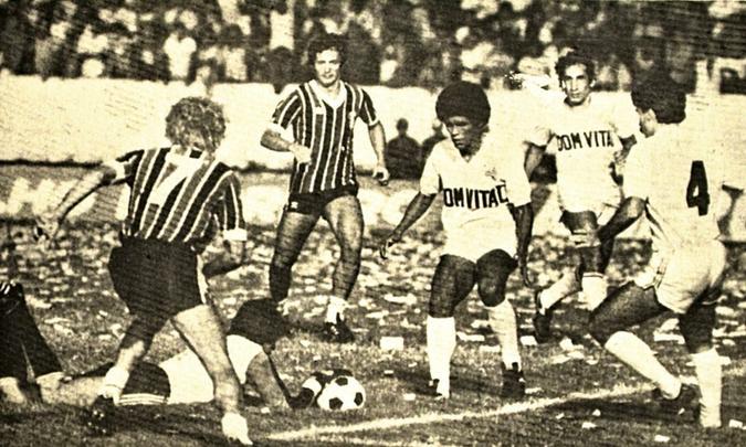 1984 - Uma década após, o Náutico voltou a superar o Tricolor no Arruda. Por ter vencido dois turnos, a vantagem do empate era do Timbu. O placar final ficou no zero o título, foi para a sede da Rosa & Silva.