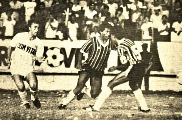 1984 - Uma década após, o Náutico voltou a superar o Tricolor no Arruda. Por ter vencido dois turnos, a vantagem do empate era do Timbu. O placar final ficou no zero o título, foi para a sede da Rosa & Silva.