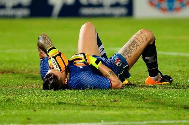 Em jogo com poucos torcedores no Arruda, equipes duelam pela vaga no pré-Nordestão da próxima temporada, diminuindo o prejuízo no orçamento de 2018.