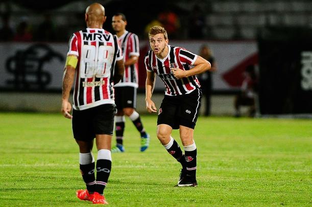 Em jogo com poucos torcedores no Arruda, equipes duelam pela vaga no pré-Nordestão da próxima temporada, diminuindo o prejuízo no orçamento de 2018.