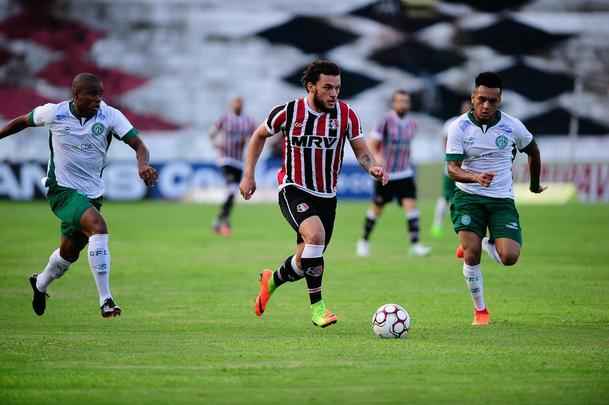 Pela segunda rodada da Série B do Brasileiro, o Santa Cruz venceu o Guarani por 2 a 1 no Arruda com gols de Pitbull e do estreante Ricardo Bueno. 