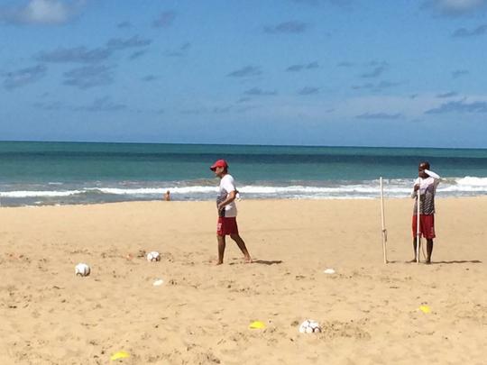 Na manh desta tera-feira (23/05), o treinamento do Nutico foi comandado pelo tcnico Waldemar Lemos na praia de Boa Viagem