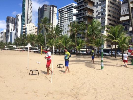 Na manh desta tera-feira (23/05), o treinamento do Nutico foi comandado pelo tcnico Waldemar Lemos na praia de Boa Viagem