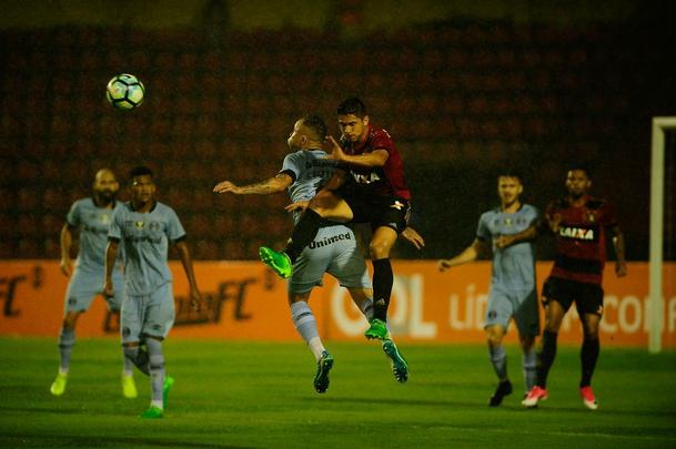 Com três gols do atacante André, Sport vence os reservas do Grêmio por 4 a 3, na Ilha do Retiro