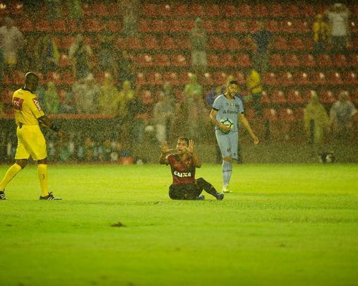 Com três gols do atacante André, Sport vence os reservas do Grêmio por 4 a 3, na Ilha do Retiro