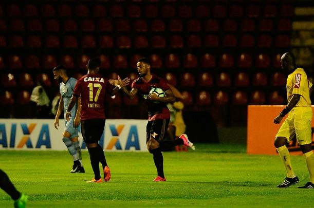 Com três gols do atacante André, Sport vence os reservas do Grêmio por 4 a 3, na Ilha do Retiro