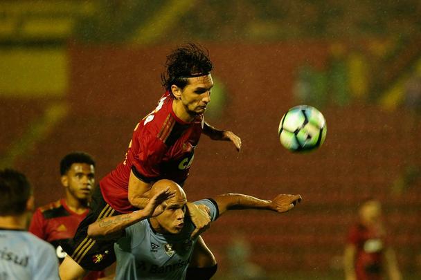 Com três gols do atacante André, Sport vence os reservas do Grêmio por 4 a 3, na Ilha do Retiro