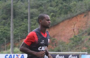 Timbu trabalhou no CT Wilson Campos visando jogo contra o Internacional, s 16h30 do prximo sbado, no estdio Beira-Rio
