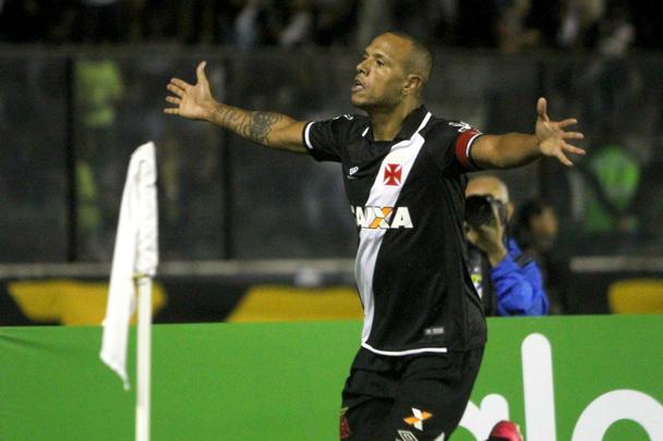 Lus Fabiano marcou o primeiro gol do jogo, de cabea, no segundo tempo. Em contra-ataque, Douglas marcou o segundo do Vasco na partida, enquanto Andr, de pnalti, j perto do fim, descontou para o Leo.