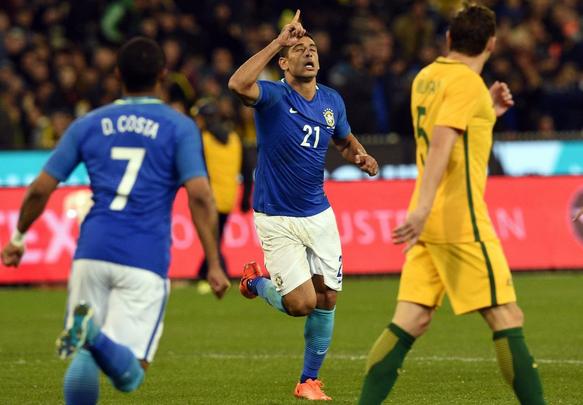 Com dois gols de Diego Souza, um de Thiago Silva e outro de Taison, seleção brasileira goleia Austrália por 4 a 0