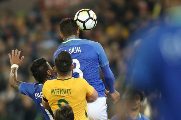 Com dois gols de Diego Souza, um de Thiago Silva e outro de Taison, seleção brasileira goleia Austrália por 4 a 0