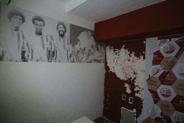 Gramado est sendo morto para o implante de um novo; expectativa  de retomar jogos a partir do Brasileiro 2018; at l, um longo caminho