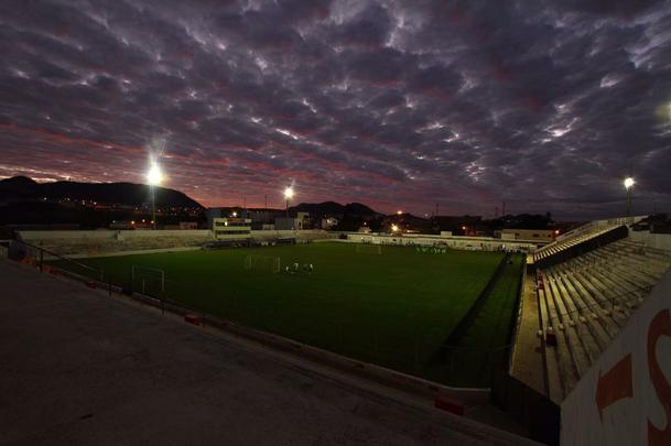 Elenco rubro-negro fez o 'reconhecimento' do gramado e treinou no campo que decidir o ttulo do Estadual