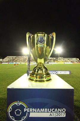 Rubro-negros venceram o Carcar por 1 a 0 e voltam do serto pernambucano com a 41 conquista de um Campeonato Pernambucano