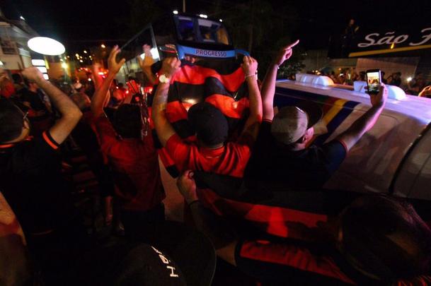 Rubro-negros venceram o Carcar por 1 a 0 e voltam do serto pernambucano com a 41 conquista de um Campeonato Pernambucano