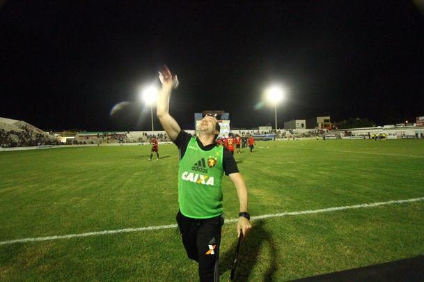 Rubro-negros venceram o Carcar por 1 a 0 e voltam do serto pernambucano com a 41 conquista de um Campeonato Pernambucano