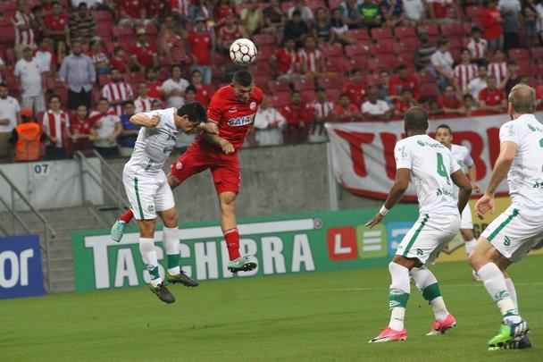 O Náutico recebeu o Juventude na Arena de Pernambuco, com apoio da torcida, que compareceu ao estádio para apoiar o time. O primeiro tempo de jogo foi marcado pelo equilíbrio. Diante disso, o Timbu se deu melhor porque aproveitou a chance que teve. Já no fim da etapa, Gilmar abriu o placar