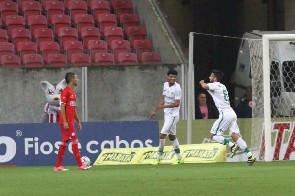 No segundo tempo, equilíbrio permaneceu, mas o Juventude chegou ao empate, com Wallacer. A bola desviou e enganou Tiago Cardoso, que nada pôde fazer