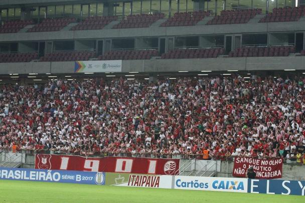 No segundo tempo, equilíbrio permaneceu, mas o Juventude chegou ao empate, com Wallacer. A bola desviou e enganou Tiago Cardoso, que nada pôde fazer