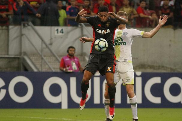 Sport e Chapecoense duelaram pela 13 rodada da Srie A na Arena de Pernambuco