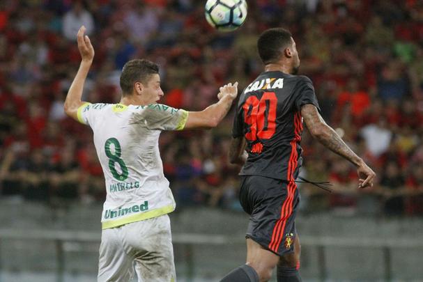 Sport e Chapecoense duelaram pela 13 rodada da Srie A na Arena de Pernambuco