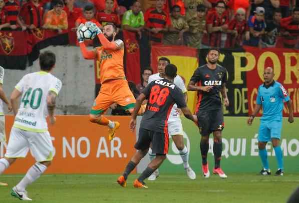 Sport e Chapecoense duelaram pela 13 rodada da Srie A na Arena de Pernambuco